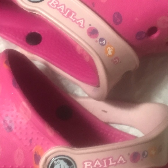 Dora the Explorer pink crocs - Picture 6 of 6